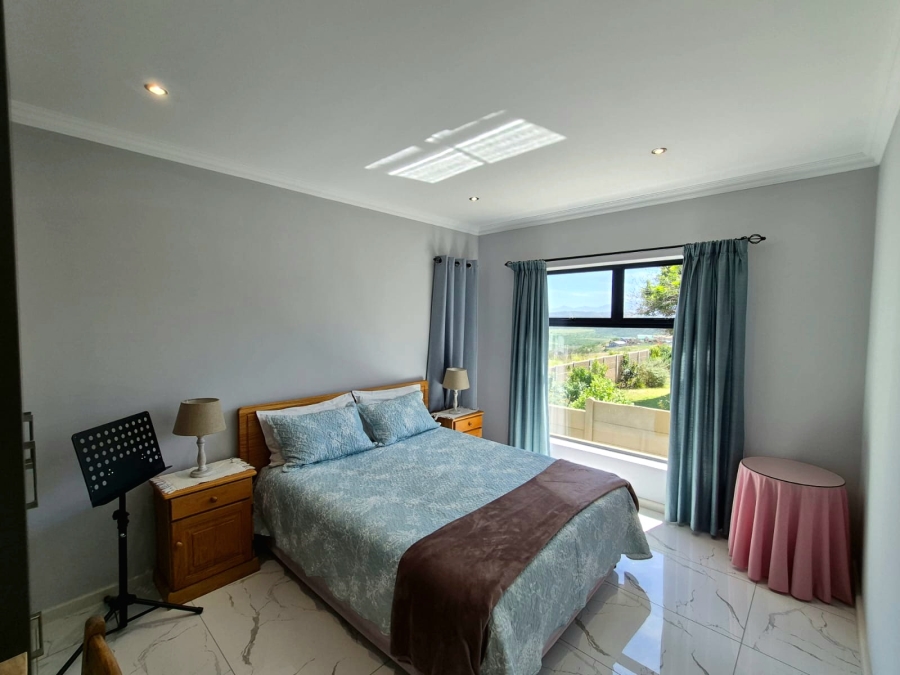 3 Bedroom Property for Sale in Hartenbos Heuwels Western Cape
